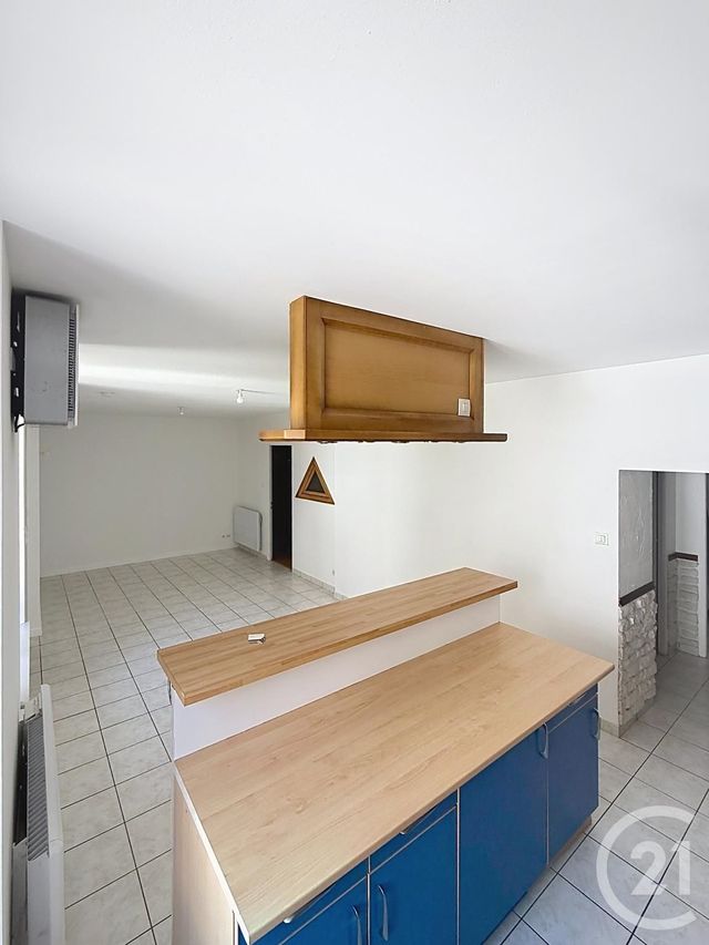 Appartement F2 à vendre - 2 pièces - 48.48 m2 - EPINAL - 88 - LORRAINE - Century 21 Guyon Immobilier
