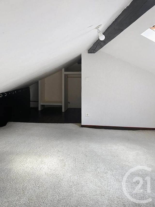 Appartement F2 à vendre - 2 pièces - 59.86 m2 - EPINAL - 88 - LORRAINE - Century 21 Guyon Immobilier