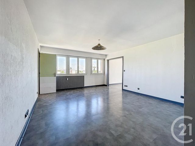 Appartement F5 à vendre - 4 pièces - 100.0 m2 - EPINAL - 88 - LORRAINE - Century 21 Guyon Immobilier