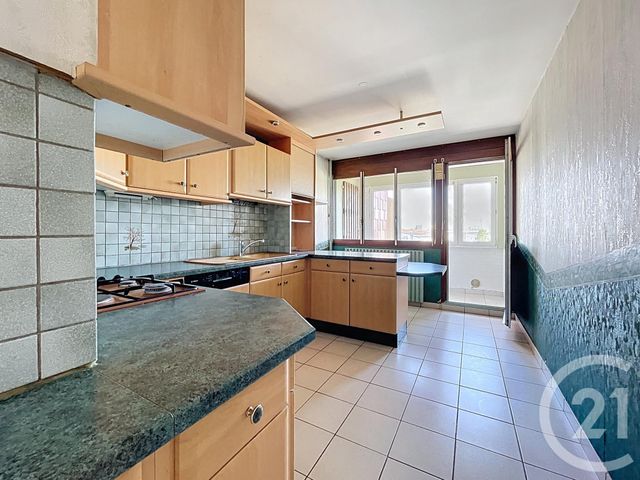 Appartement F5 à vendre - 4 pièces - 100.0 m2 - EPINAL - 88 - LORRAINE - Century 21 Guyon Immobilier