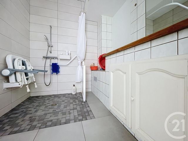 Appartement F3 à vendre - 3 pièces - 74.48 m2 - EPINAL - 88 - LORRAINE - Century 21 Guyon Immobilier