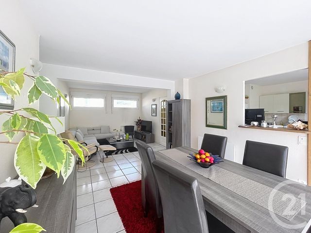 Appartement F3 à vendre - 3 pièces - 74.48 m2 - EPINAL - 88 - LORRAINE - Century 21 Guyon Immobilier