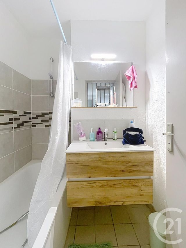 Appartement F1 à vendre - 1 pièce - 24.51 m2 - EPINAL - 88 - LORRAINE - Century 21 Guyon Immobilier