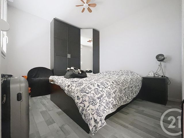 Appartement F2 bis à vendre - 3 pièces - 52.9 m2 - GOLBEY - 88 - LORRAINE - Century 21 Guyon Immobilier