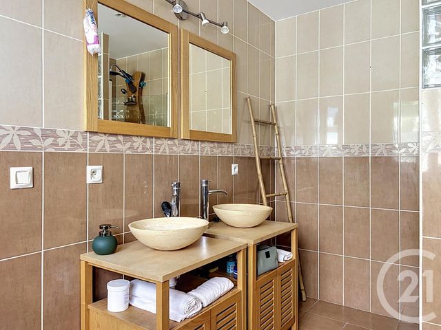 Appartement à vendre - 4 pièces - 166.59 m2 - EPINAL - 88 - LORRAINE - Century 21 Guyon Immobilier