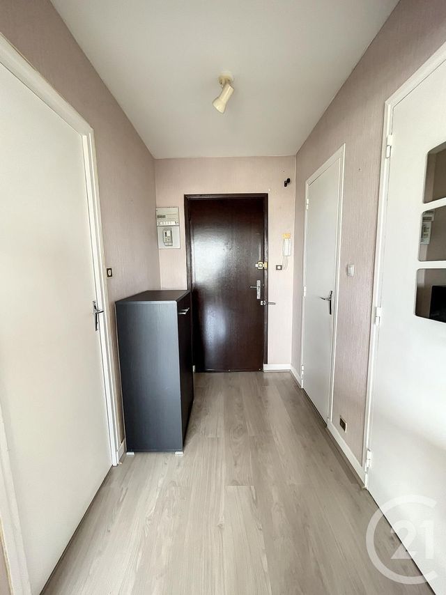Appartement Studio à vendre - 2 pièces - 34.0 m2 - EPINAL - 88 - LORRAINE - Century 21 Guyon Immobilier